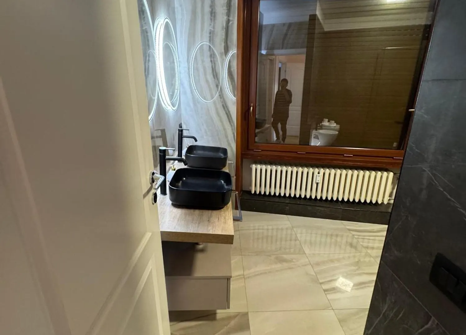 Free Parking - Bolivar Grand Sauna Suite Milan 0*,